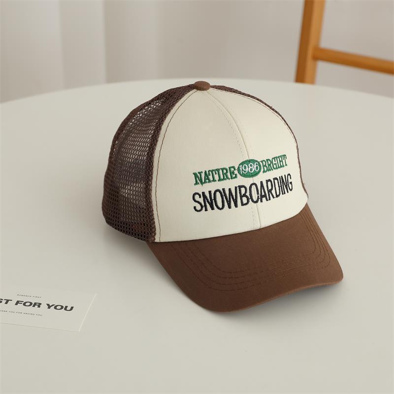 Детская летняя кепка с козырьком от солнца — дышащая, модная сетчатая шапка для мальчиков и девочек