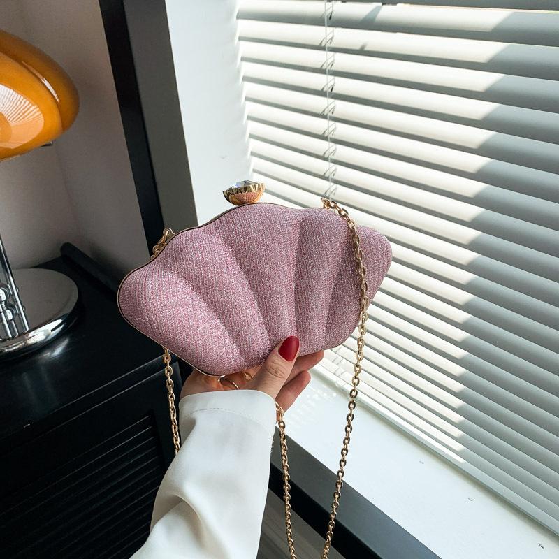 Персонализированная дизайнерская сумка-ракушка для женщин, летняя трендовая фактура, сумка для ужина, повседневная сумка-мессенджер с цепочкой в иностранном стиле