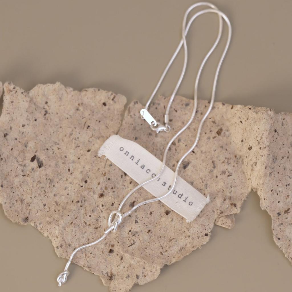 Серебряное ожерелье S925 для женщин, простая цепочка, минималистичный кулон с длинной кисточкой, модные украшения, подарок на день рождения