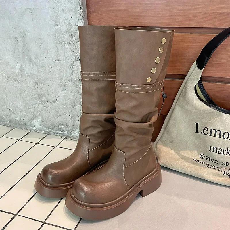 Новые женские плиссированные кожаные ботинки на платформе с высоким голенищем, удобные, нескользящие, с круглым носком, длинные, водонепроницаемые, модные ботинки для поездок на работу