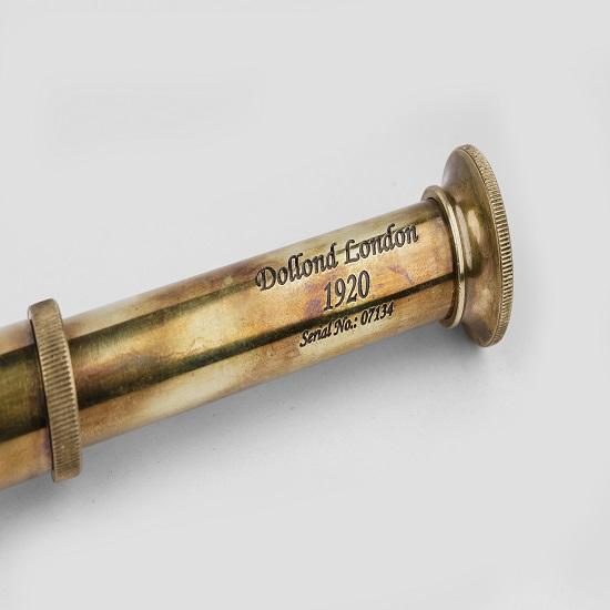 Функциональный телескоп Латунная конструкция Стеклянная оптика и высокое увеличение Камуфляжная отделка Длина 45,72 см в кожаной сумке