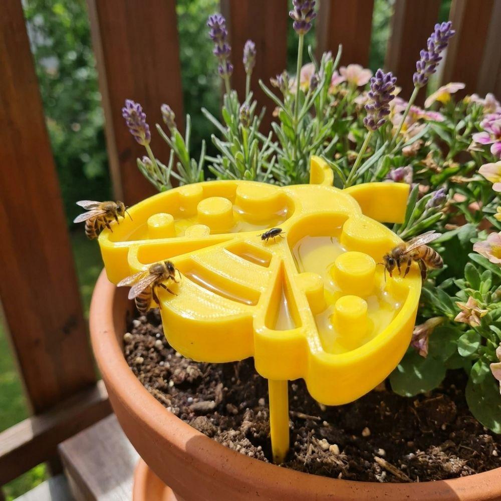 3D-printed Insect Water Cup Plastic Bee Water Dispenser Bee Water Station Balcony