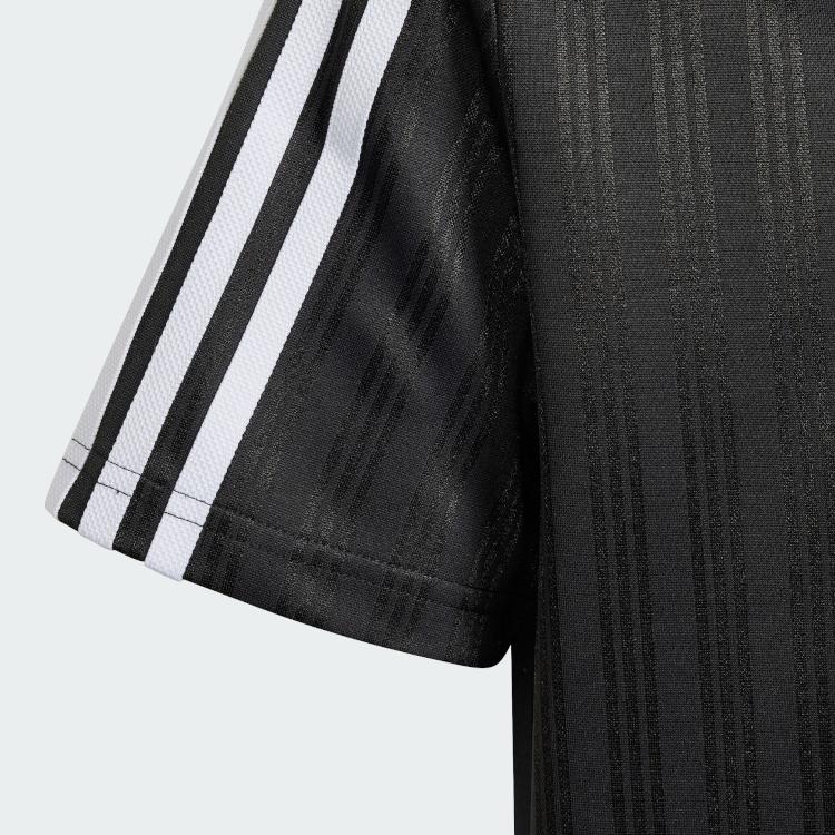 adidas Оригинальная футболка ADICOLOR TEE Черная Детская IT7882