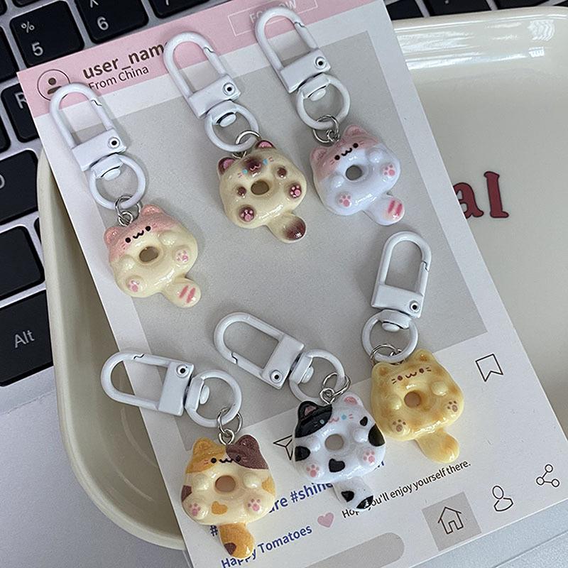 1Pcs Cute Cat Donut Keychain Pendant Keyring For Girls Backpack Charm Headphone Case Accessory Creative Friend Couple Gifts