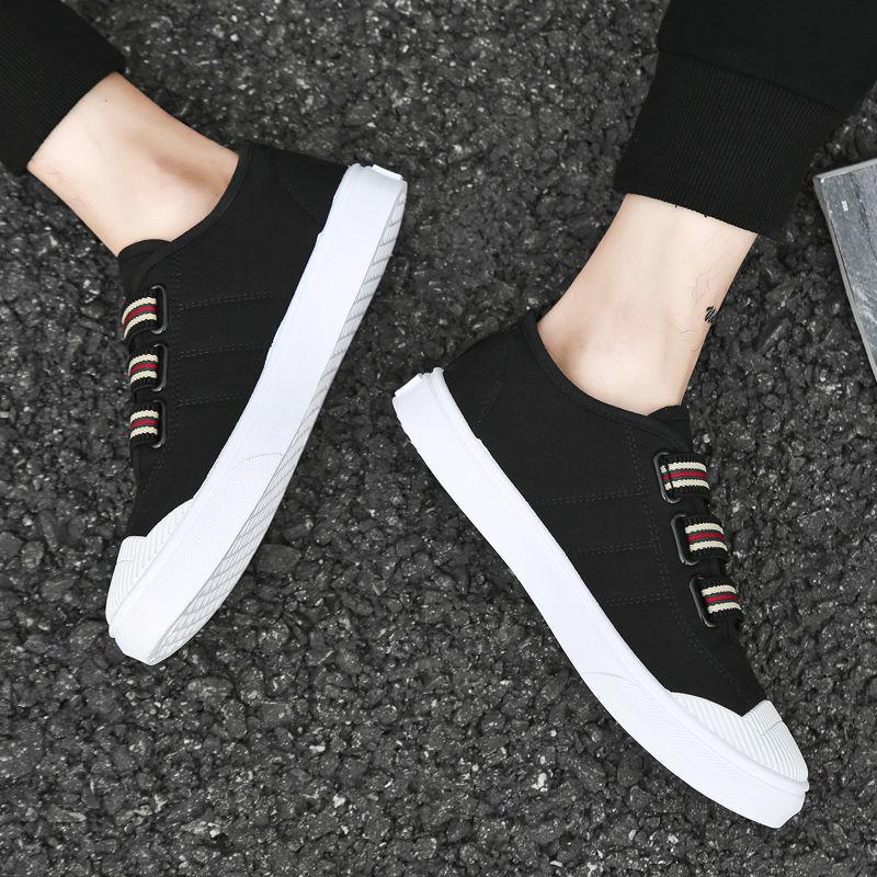 2024 лето новые мужские парусиновые туфли корейская версия повседневные студенческие туфли на одном ходу ленивые тканевые туфли трендовые мужские туфли