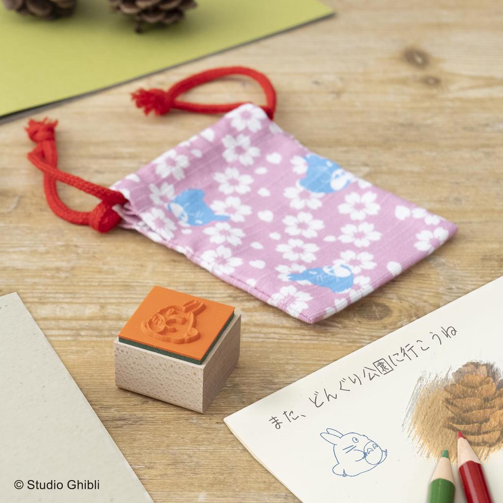 Беверли Гибли Тоторо Штамп Сумочка на шнурке Штамп Тоторо и Арабесковый узор TSW-175