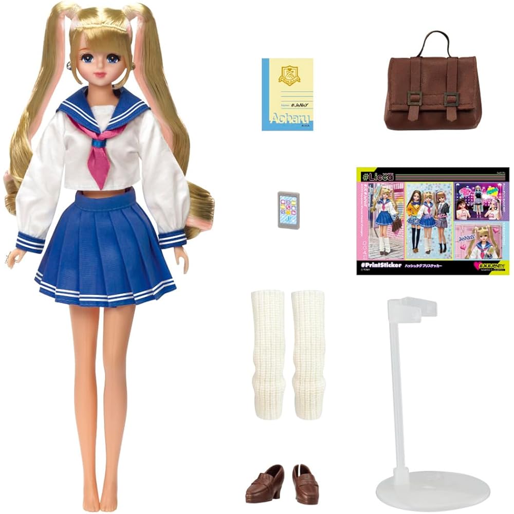Takara Tomy Licca Doll with Dress-Up Accessories for Role Play Toys Ages 3 and Up