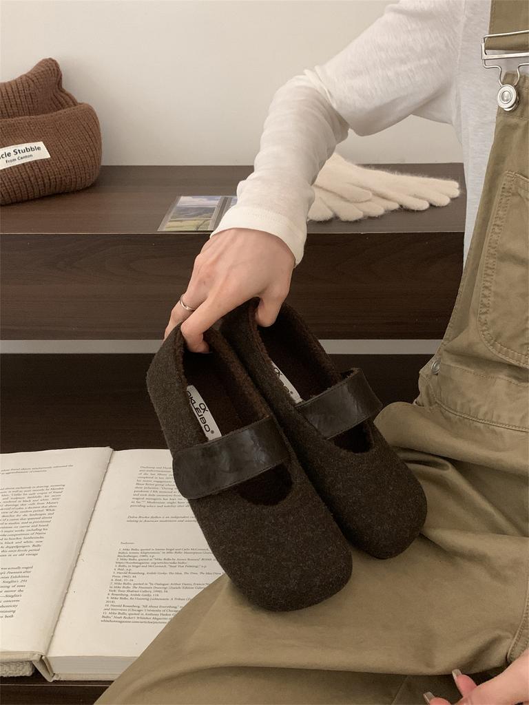 Huge Good-looking Flat-soled Shallow-mouth Single Shoes for Women's 2025 New Autumn Woolen Gray Birkenstocks Mary Jane Evening Shoes