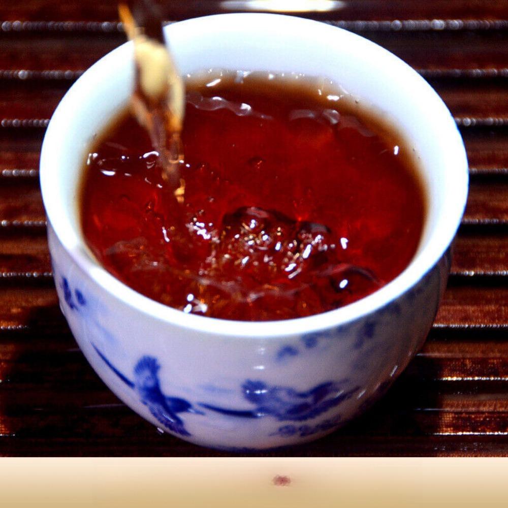 2020 Ранняя весна Мэнхай Императорский выдержанный пуэр, Юньнаньский чайный пирог 357 г