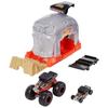 Игровые наборы Hot Wheels Monster Truck Launcher с грузовиком Team Shark Wreak Monster Truck и автомобилем Bone Shaker 164,