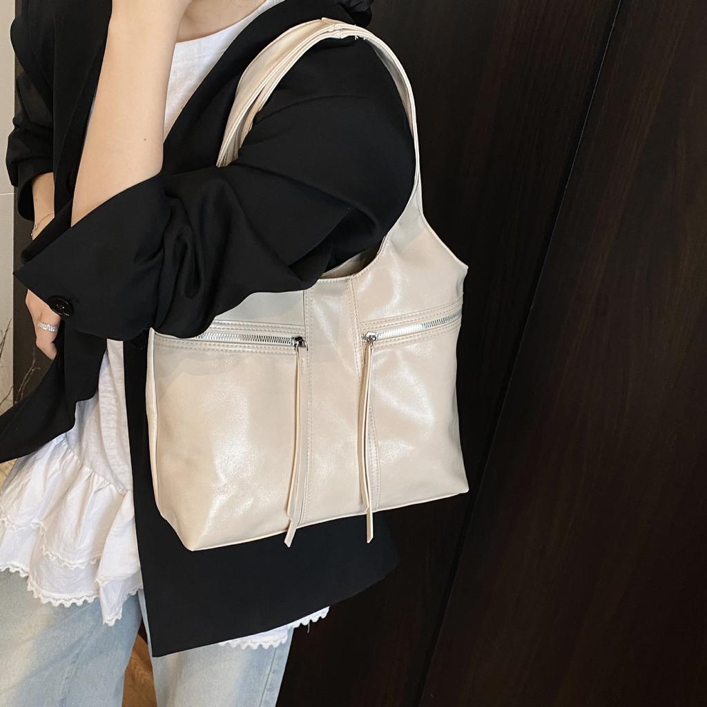 Сумка большой вместимости Женская сумка Новая на плечо Подмышку Сумка-тоут для поездок