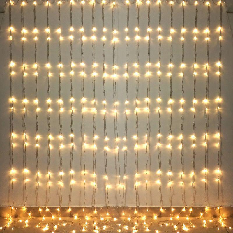 Светодиодные гирлянды-сетки с эффектом водопада: Уличные водонепроницаемые гирлянды для фестивальной декорации и создания романтической атмосферы
