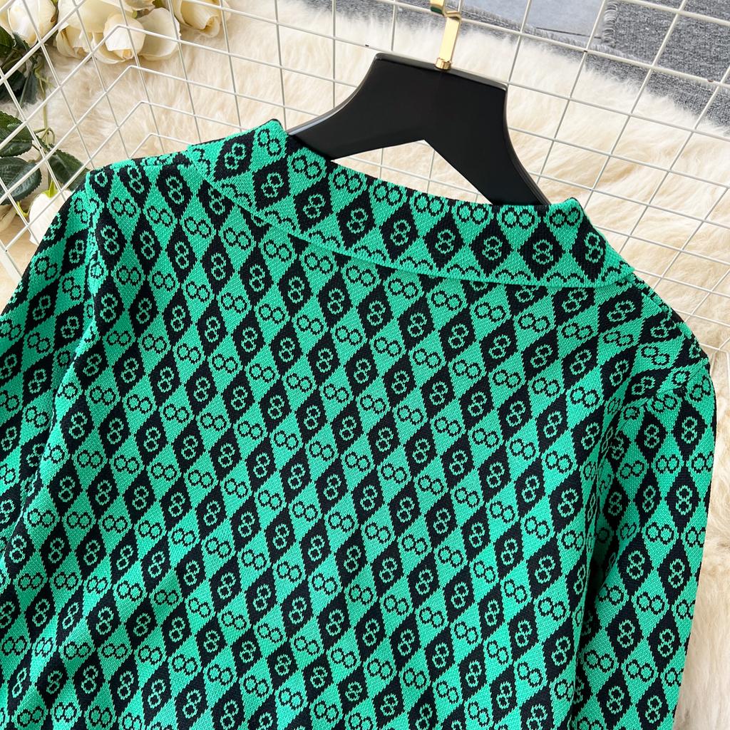 European Style Retro Casual Printed Turtleneck Sweater for Women with High Waisted Elastic Long Pants Fashion Two-pieces Suit