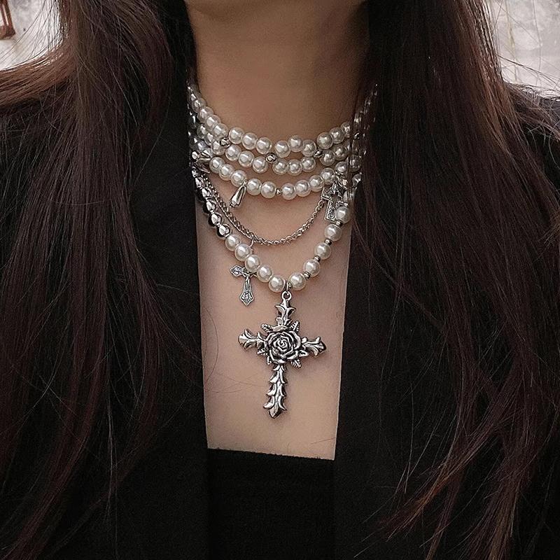 Personalized Multi-Layered Pearl Cross Pendant Necklace Clavicle Chain For Women Temperament Jewelry Accessories Gifts