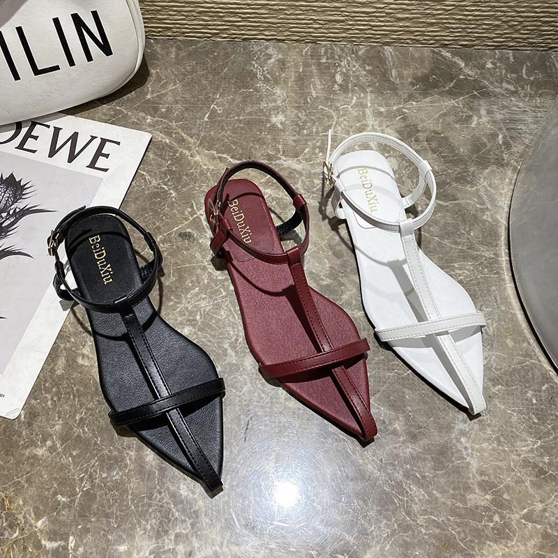 Мода 2025 Лето Новый Стиль Пряжка Модные Сандалии-стринги для Женщин Повседневные Трендовые Удобные Низкий Каблук Сандалии Женские Каблуки Женские