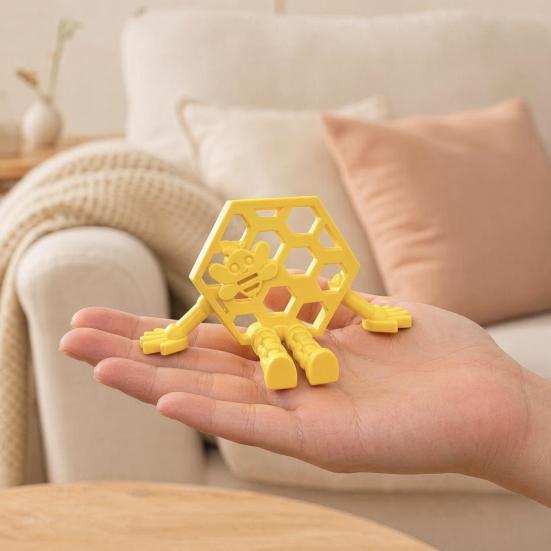 3D Printed Honeycomb Bee Ornament, with Flexible Leg Joint Design, Durable PLA Articulated Toy, No Assembly Needed Toy for Kids Bee Lovers