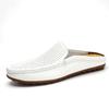 Летние белые мужские полутапочки Gommino для вождения, лежачие хохлатки, повседневная кожаная обувь с закрытым носком, британские ленивые сандалии