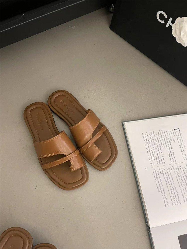 Set of Toe Slippers Women's Shoes 2024 New Summer Korean Version Retro Simple with Skirt One Pedal Roman Sandals