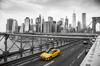 Photomural Taxi Crossing Brooklyn Bridge Smooth Vinyl 520x318