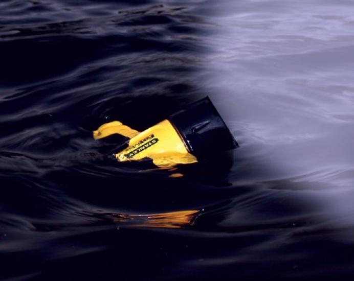 Stanley FL5W10 LED Waterproof Rechargeable Spotlight 5-Watt 1.8m