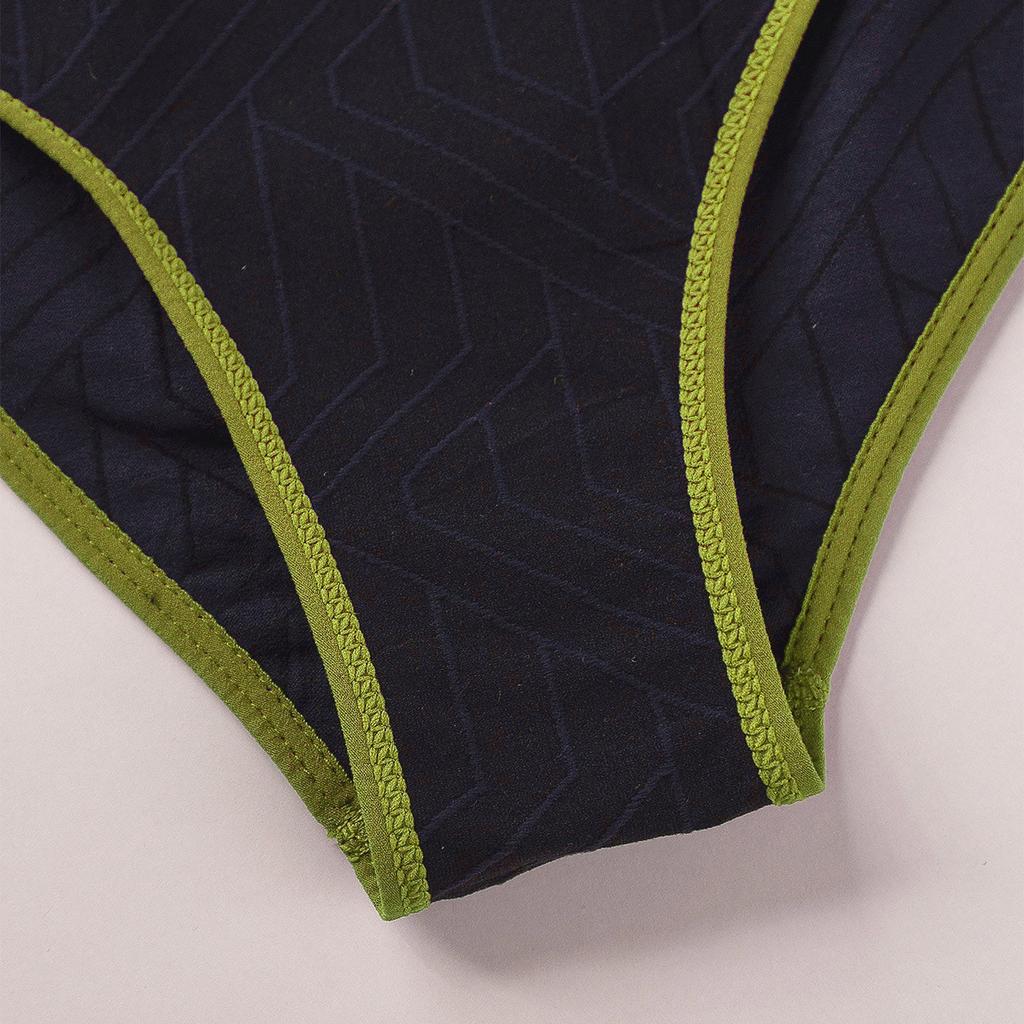 Ladies' Contrasting Low Waisted Pants With Seamless Hip Lifting Underwear