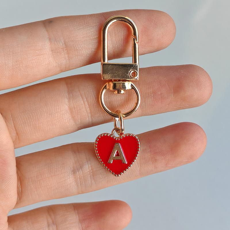 1PC Heart Shaped Gift 26 English Letters Design DIY Keychain Marker Love Keychain Creativity Lobster Buckle Red Metal Party