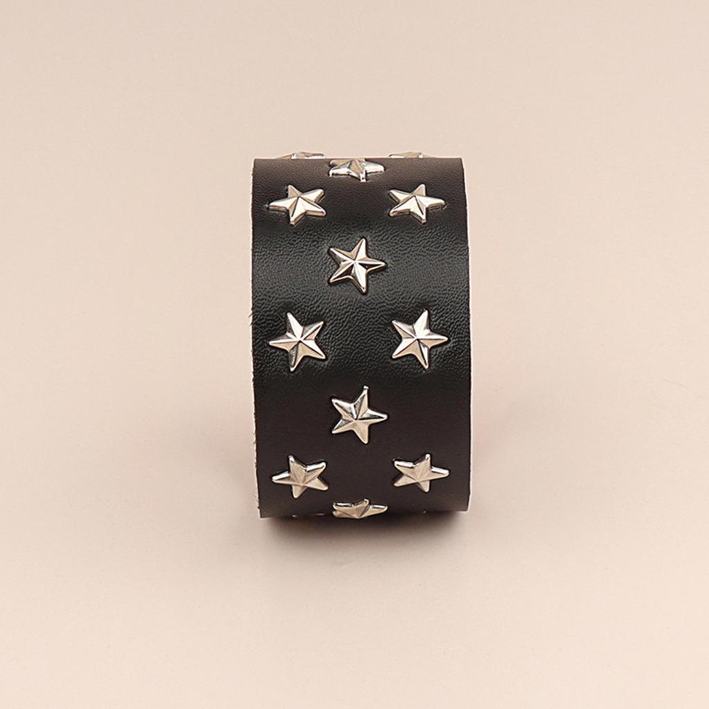 Кожаный браслет в стиле панк с шипами. Браслет с заклепками. Браслет с заклепками. Браслет-манжета. Унисекс. Металлический браслет с шипами.