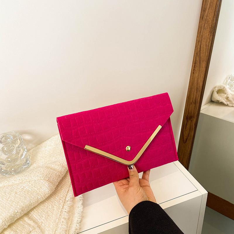 Стильная минималистичная женская сумочка, модный корейский клатч-конверт черного, зеленого, малинового и хаки цветов