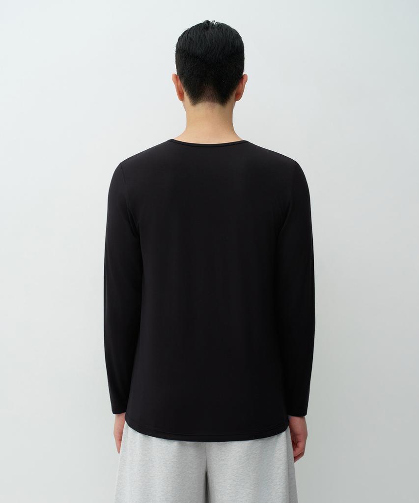 MUSINSA STANDARD [Hittandard] V-Neck Long-Sleeve Undershirt [Black]