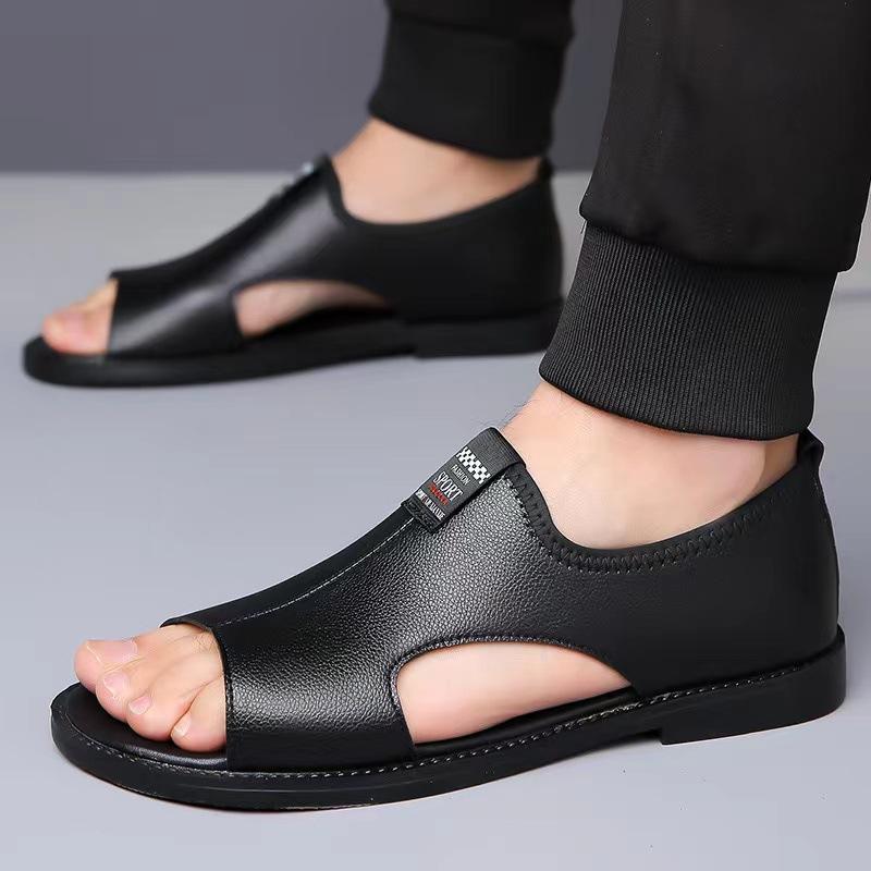 Brand Man Sandals Designer Fashion Leather Casual for Men Summer Comfortable Beach Slippers Outdoor Non-slip Men Sandalias 2024