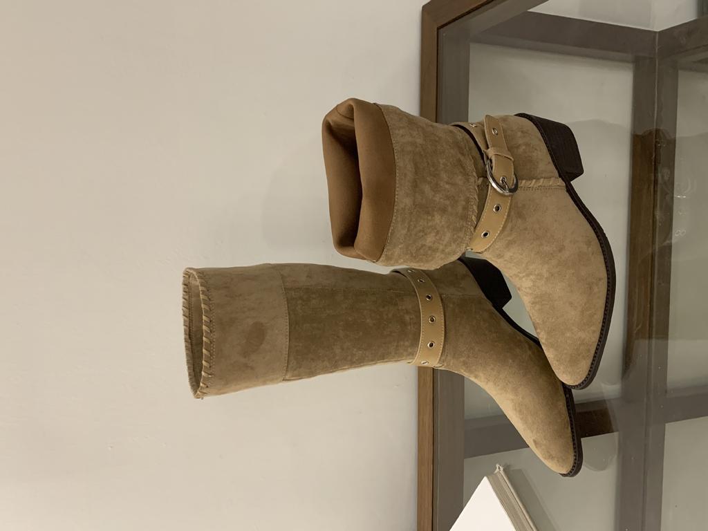 Retro Stacking Boots 2025 Autumn and Winter New Thick Heel Buckle Western Cowboy British Style Knight Boots Casual Mid Boots