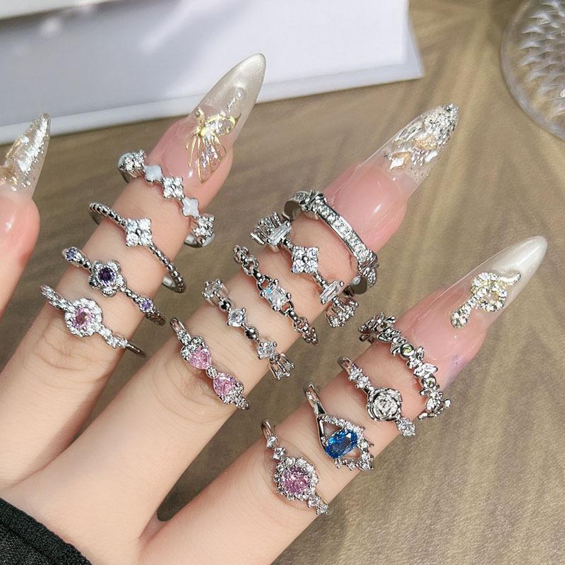 Geometric light luxury, high-end sense, thin ring, personalized opening ring, Japan and South Korea cross-border simple micro-inlaid four-leaf