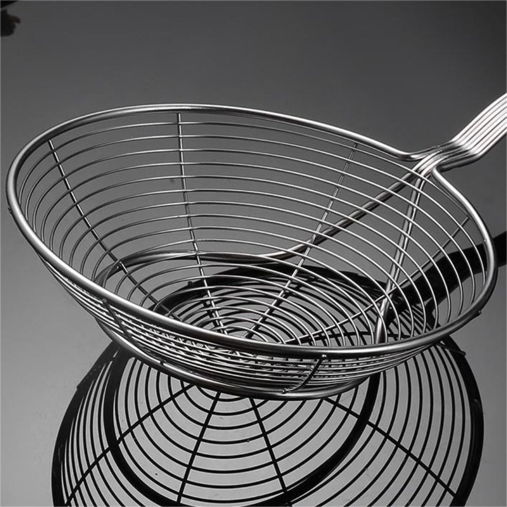 Large leakage hole Colander Stainless Steel Ladle Skimmer Spider Mesh Strainer  French Fries