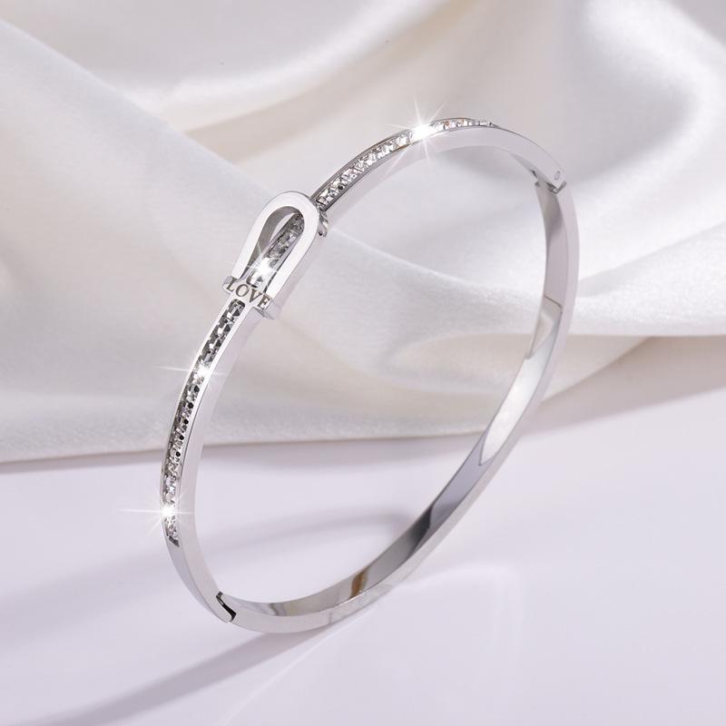 Titanium steel bracelet gold high version temperament zircon bracelet women's light luxury fashion elegance does not fade simple bracelet