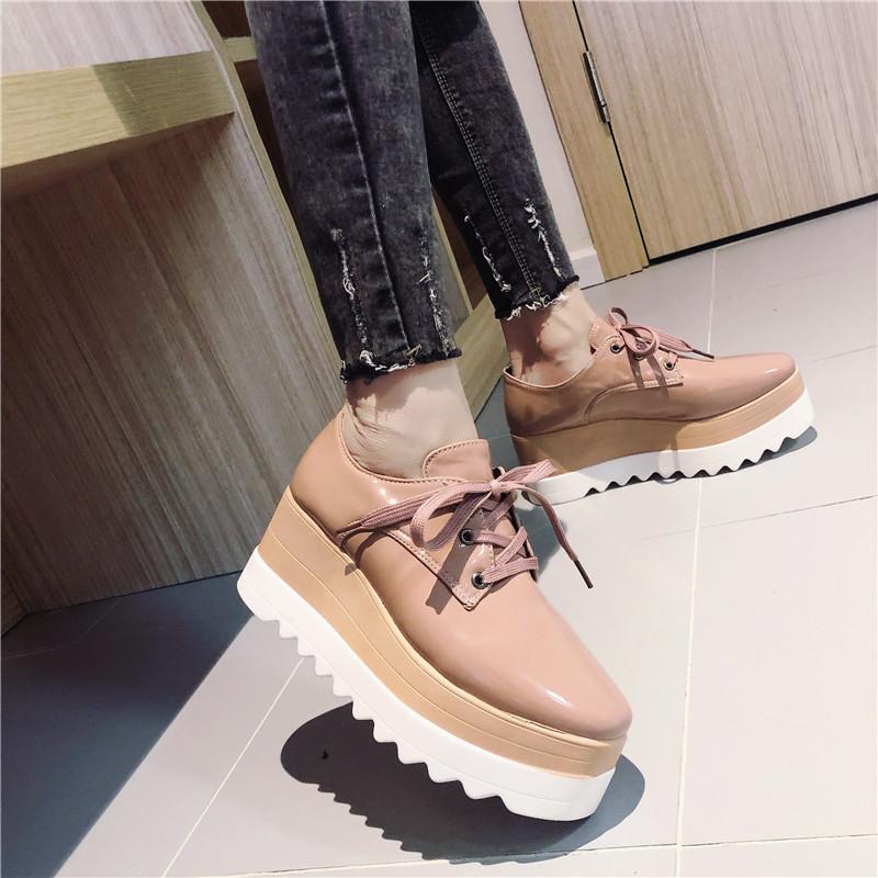 Модные новые модные туфли на платформе со шнуровкой из искусственной кожи, женские повседневные туфли, увеличивающие рост на 7 см, женские туфли в британском стиле, женские туфли-лодочки
