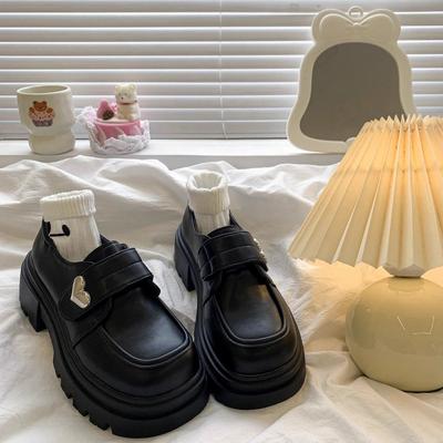 Black Love маленькие кожаные туфли для женщин 2025 весна новые универсальные на платформе с юбками для увеличения роста Мэри Джейн одинарные туфли
