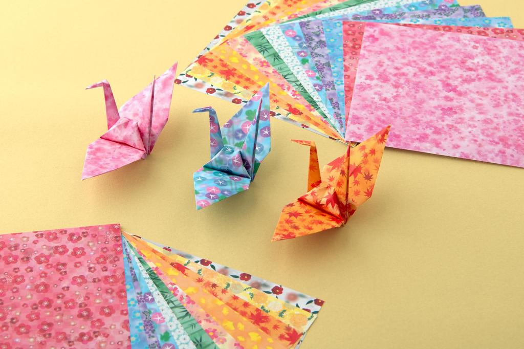 Antibacterial Origami Paper with 96 Seasonal Japanese Designs