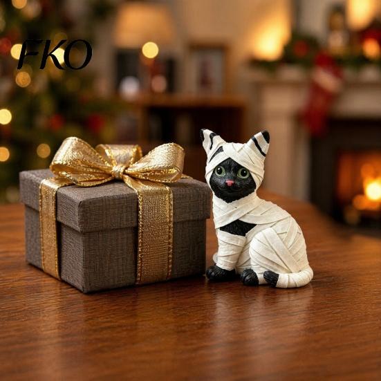 Horror-themed Decor Mummy Black Cat Resin Figurine, Halloween Kitten Statue with Big Eyes & Wrapped Bandages, Sculpture Cute Desk Shelf Ornament