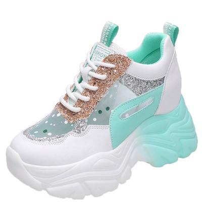 Мода Спортивные туфли для папы Весенние женские массивные кроссовки из дышащей сетки Повседневная обувь 9 см танкетка Туфли на платформе Chaussures Femme