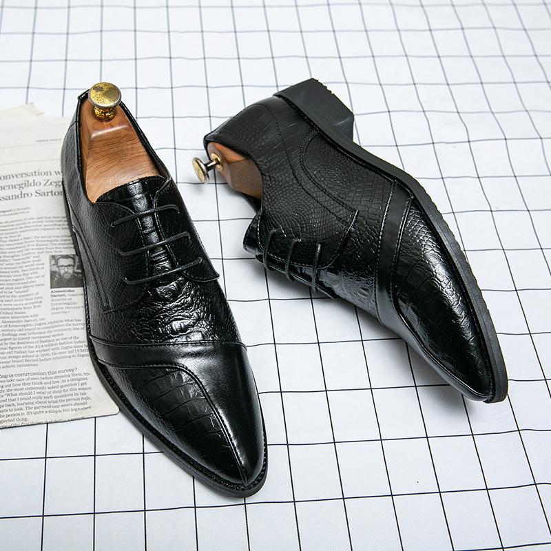 High Quality Low Heeled Lace Up Brown Chelsea Mens Boots Business Leather Men Designer 2025 Casual Pointed Cowboy Boots