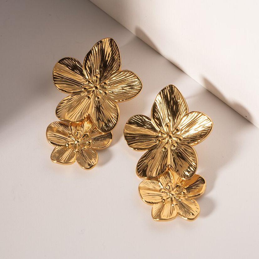 Vintage Gold Color Metal Flower Drop Earrings for Women Statement Stylish Exaggerated Simple Two Flower Zircon Gifts