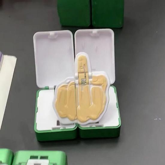 1 пара магнитных плиток для маджонга, брелок для ключей на средний палец, забавный интерактивный элемент