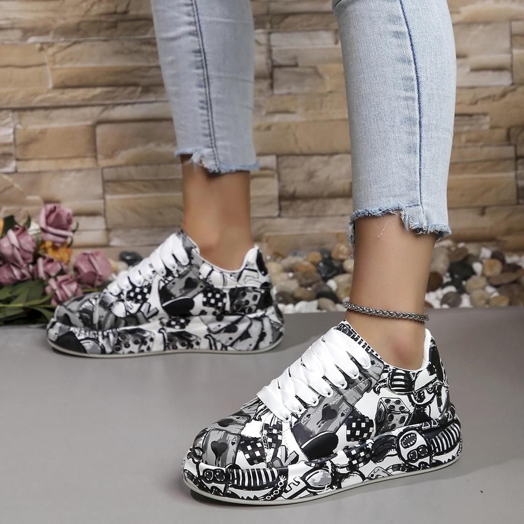 Women's Casual Sneakers Fashion New Painted Graffiti Lace Up Sports Shoes for Women Flat Pu Leather Ladies Running Shoes