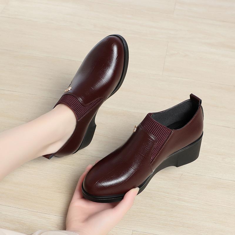 4.5cm Comfortable Deep Mouth Soft Leather Shoes Flexible Loafers Womens Spring Platform Wedges Shoes for Office Mom Work