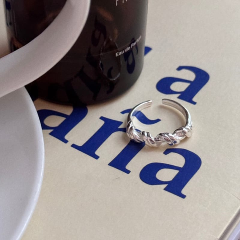 ВИНТАЖНЫЙ ГОЛЛИВУД [Серебро 925 пробы] Кольцо-косичка_VH2435RI006M