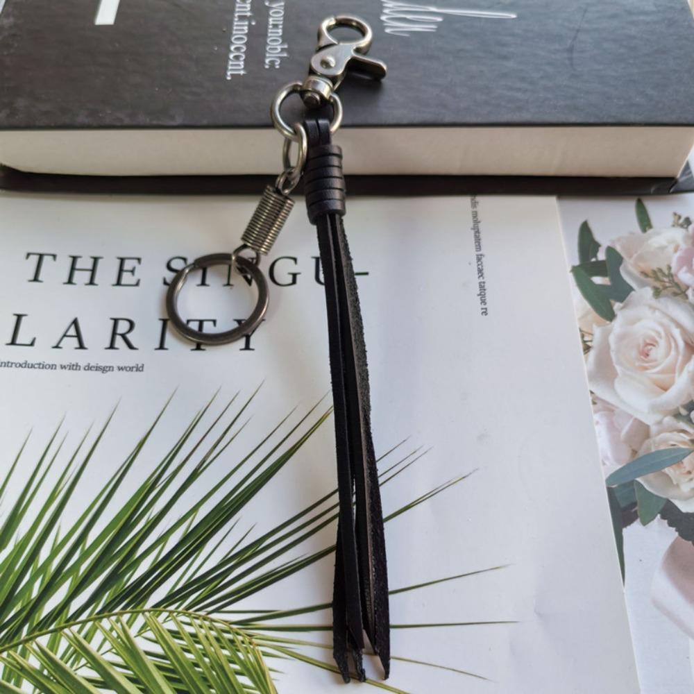 Handmade Cowhide Tassel Key Chain Cowhide Car Keychian Genuine Leather Keychain Gift