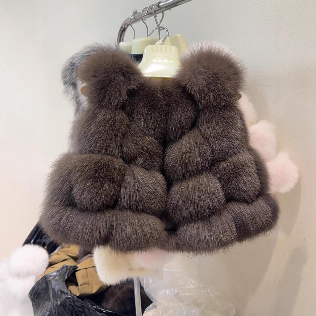 New Finnish whole fur fox fur vest temperament young and thin short fur coat women