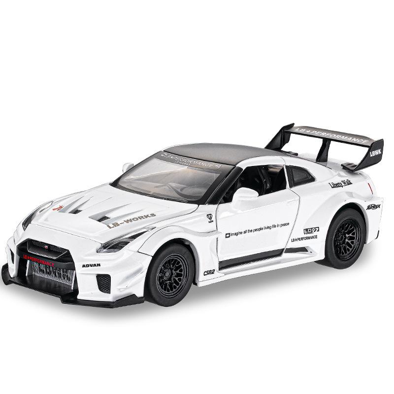 1/32 Scale Skyline Nissan GTR-CSR2 Alloy Sports Car Diecast Metal Model Collect Hobby Model Ornaments Gift for Friend Boys Display