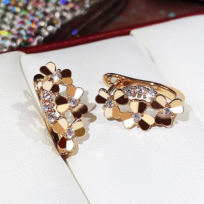 Серьги с цветком золотого цвета для женщин, модные универсальные серьги, женские аксессуары, нежный подарок, эстетические украшения