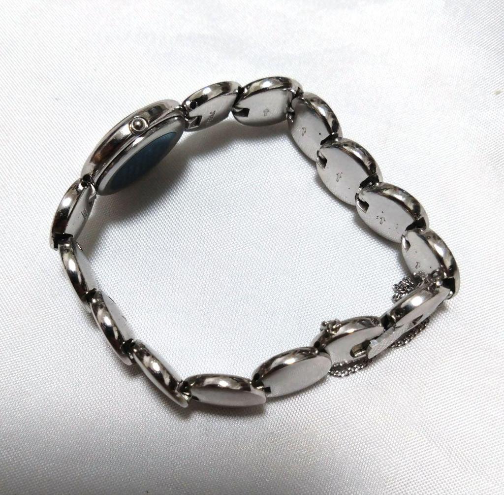 [Б/У] Чрезвычайно редкие овальные часы SEIKO со специальным ремешком. Аккумулятор в комплекте.